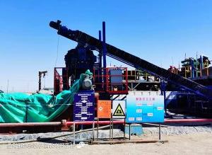 新疆克拉玛依玛湖油田含油污泥处理系统案例现场